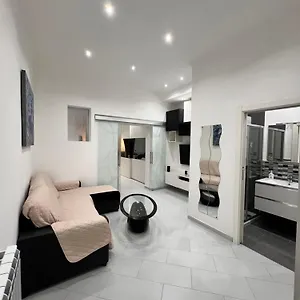 https://napoli-station-inn.hotels-amalfi.com